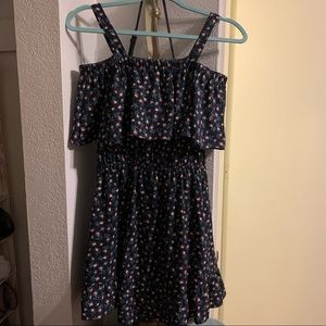 Off-shoulder ruffle floral dress